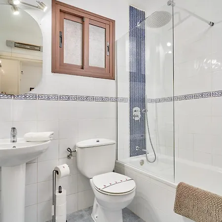 Casa Marazul Capistrano Дом отдыха Нерха